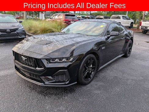 Used 2024 Ford Mustang GT RWD image 8
