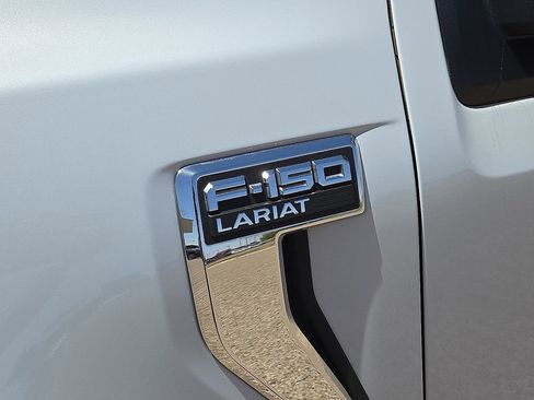 Used 2022 Ford F150 Lariat AWD/4WD image 11
