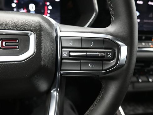 Used 2023 GMC Canyon Elevation image 24