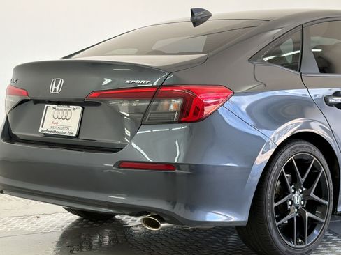 Used 2023 Honda Civic Sport image 25