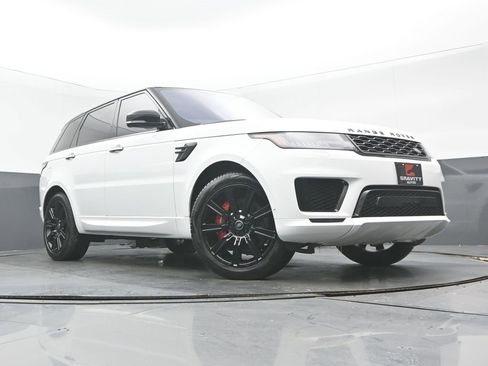 Used 2021 Land Rover Range Rover Sport HST image 29