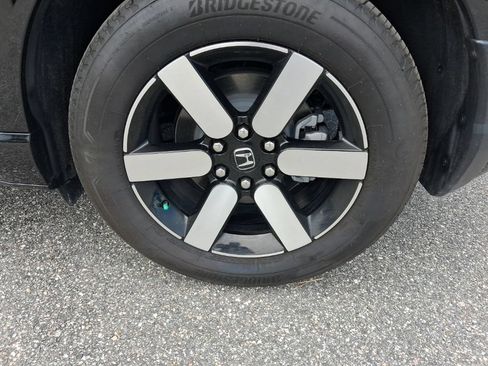 Used 2024 Honda Prologue Touring image 13