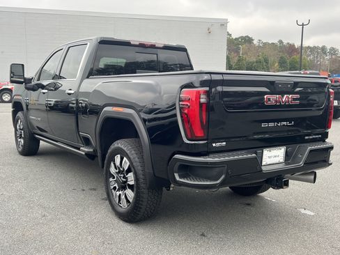 Used 2024 GMC Sierra 2500 Denali w/ Denali Reserve Package image 6
