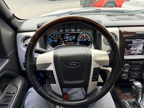 Used 2014 Ford F150 Platinum image 17