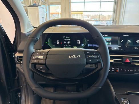 New 2026 Kia Sportage LX image 17