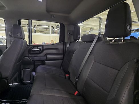 Used 2023 Chevrolet Silverado 1500 Custom image 16