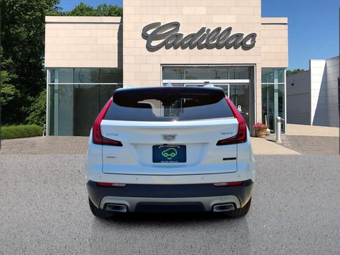 Used 2019 Cadillac XT4 Premium Luxury w/ Driver Awareness Package AWD/4WD image 5