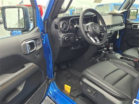 New 2025 Jeep Wrangler Sahara image 4