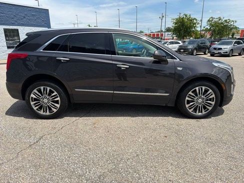 Used 2017 Cadillac XT5 Premium Luxury AWD/4WD image 6