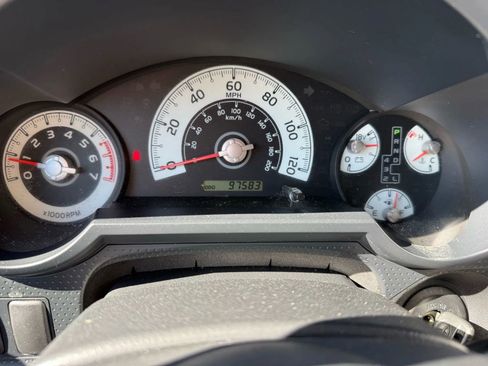 Used 2007 Toyota FJ Cruiser 2WD image 11