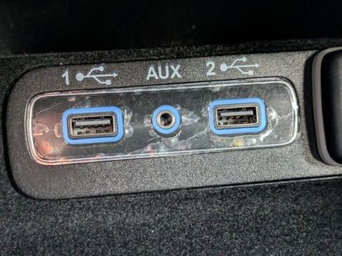 Used 2018 Jeep Grand Cherokee Limited image 19