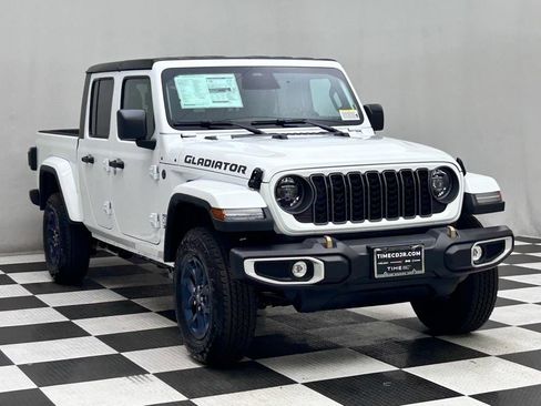New 2026 Jeep Gladiator Sport AWD/4WD image 2