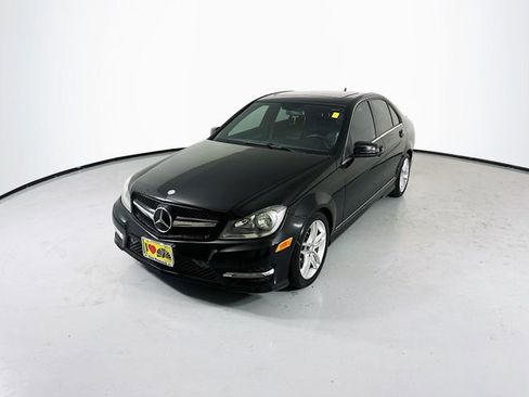 Used 2013 Mercedes-Benz C 250 Sedan image 5