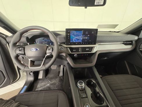 New 2026 Ford Explorer ST-Line RWD image 8