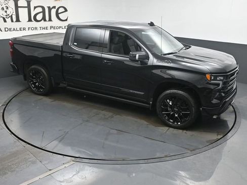 New 2026 Chevrolet Silverado 1500 High Country w/ High Country Premium Package AWD/4WD image 26