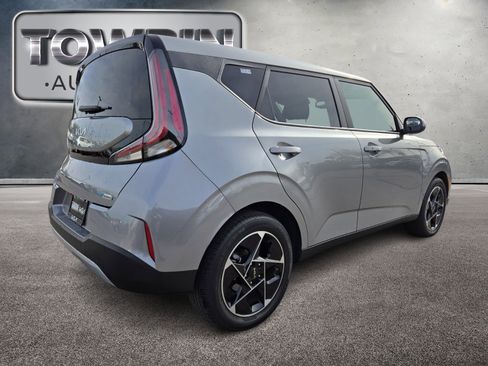 Certified 2025 Kia Soul EX image 5