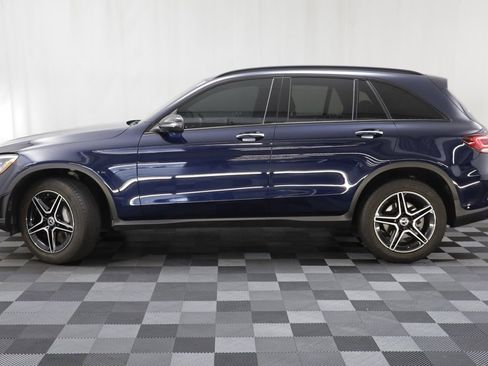 Used 2022 Mercedes-Benz GLC 300 4MATIC image 4