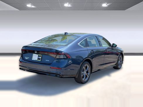 New 2026 Honda Accord EX-L image 9