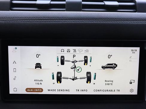 Used 2020 Land Rover Defender 110 First Edition AWD/4WD image 34