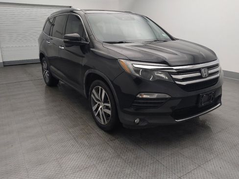 Used 2016 Honda Pilot Touring image 14