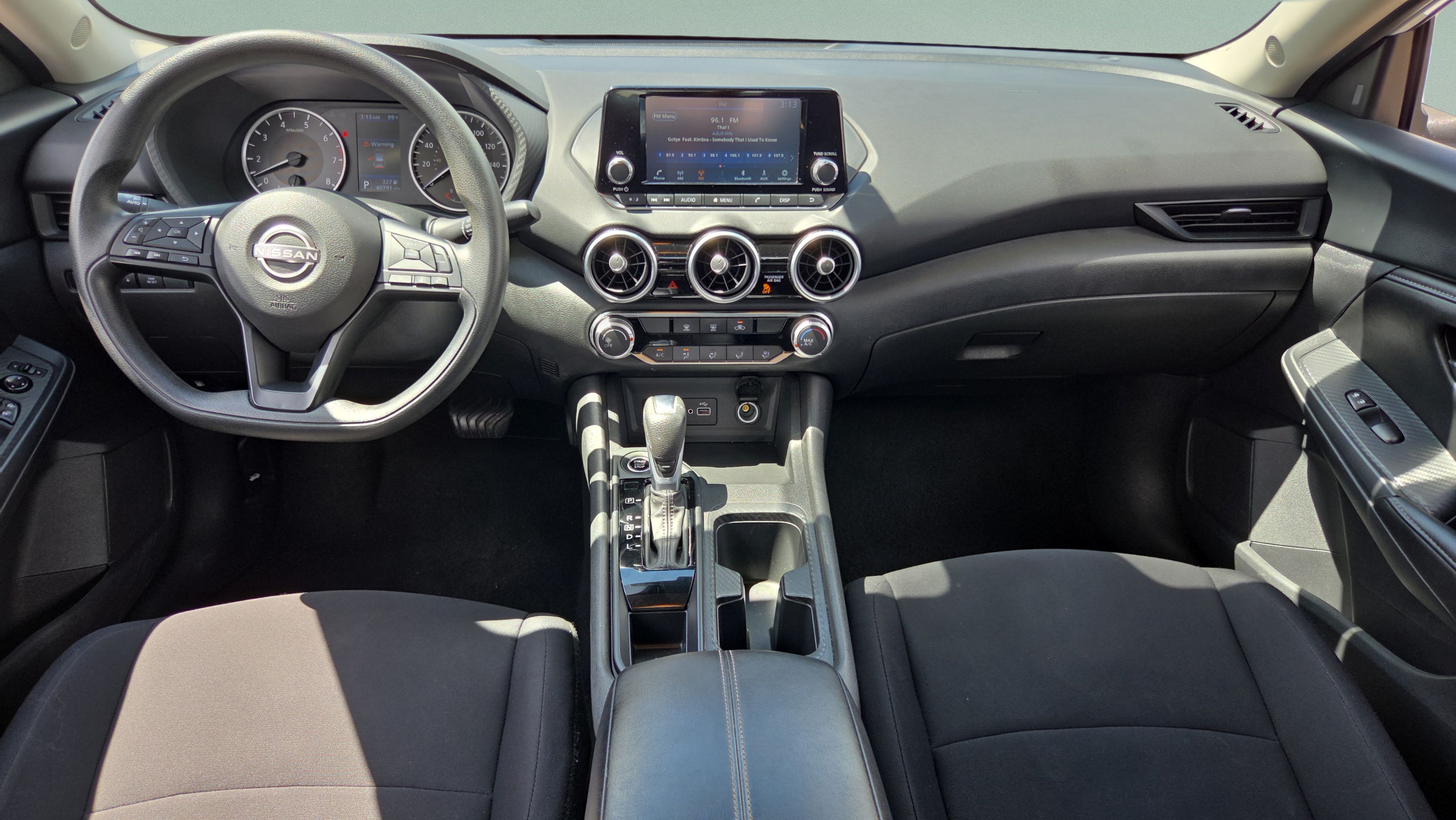 Used 2025 Nissan Sentra S FWD image 12