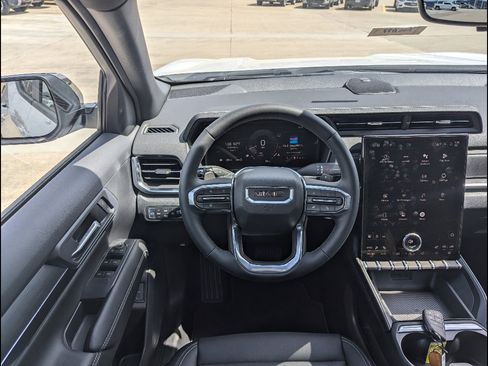 New 2026 GMC Terrain Elevation w/ Elevation Premium Package image 3