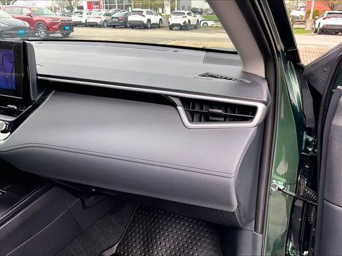 Used 2026 Toyota Corolla Cross LE w/ Moonroof Package image 13