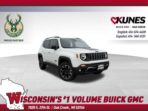 Used 2023 Jeep Renegade Latitude AWD/4WD image 1