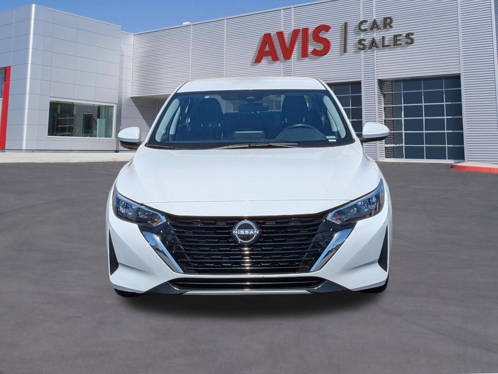 Used 2025 Nissan Sentra SV FWD image 2