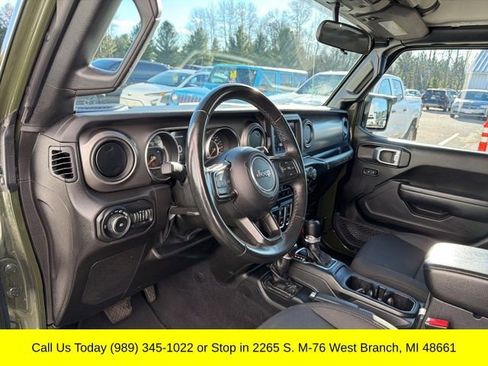 Used 2022 Jeep Wrangler Sport image 15