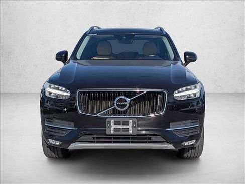Used 2016 Volvo XC90 T5 Momentum image 2