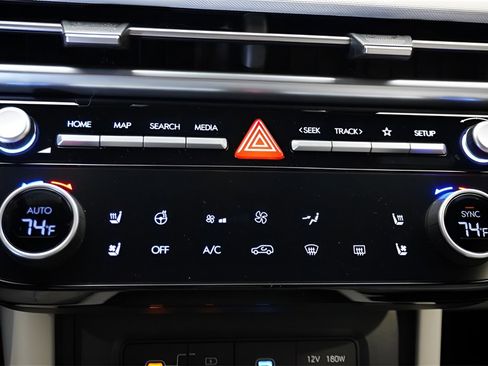 New 2025 Hyundai Tucson Limited image 21