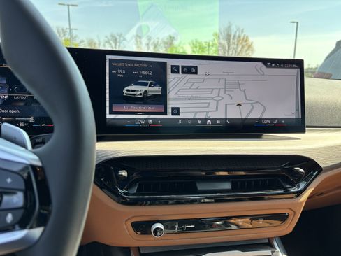 Certified 2025 BMW 330i Sedan image 18