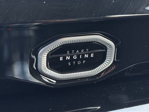 New 2026 Jeep Grand Cherokee L Limited AWD/4WD image 17