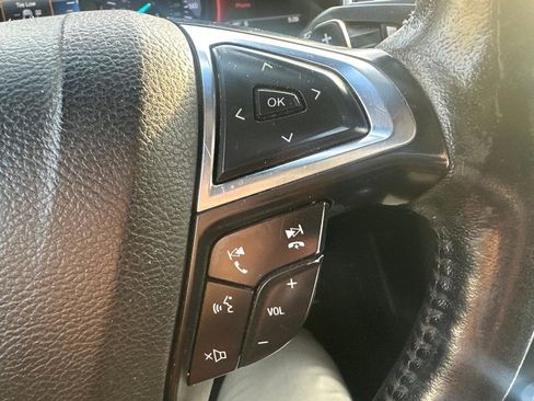 Used 2019 Ford Edge Titanium w/ Equipment Group 301A AWD/4WD image 36