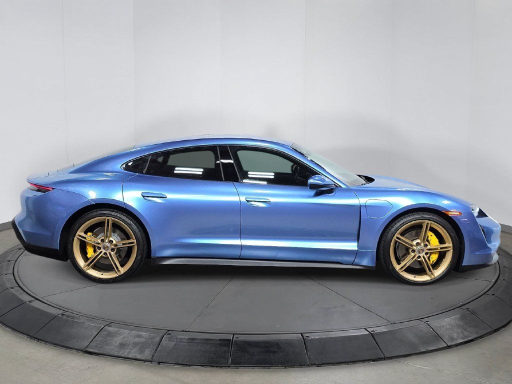 Used 2024 Porsche Taycan RWD image 8