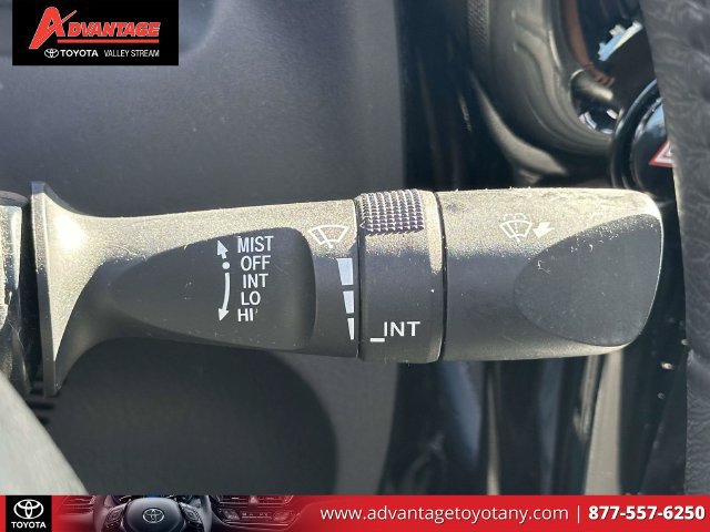 Used 2017 Toyota Corolla SE w/ Carpet Mat Package (TMS) FWD image 25