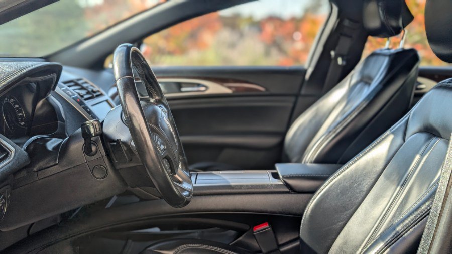 Used 2019 Lincoln MKZ Reserve AWD/4WD image 17
