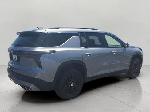 Certified 2025 Chevrolet Traverse LT AWD/4WD image 21