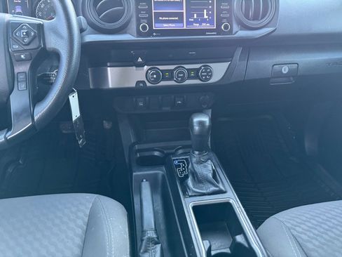 Used 2021 Toyota Tacoma SR w/ SR Convenience Package image 11