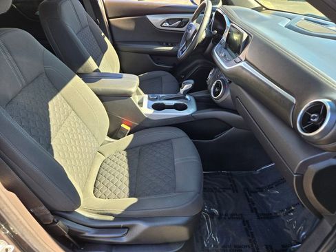 Used 2020 Chevrolet Blazer LT image 15