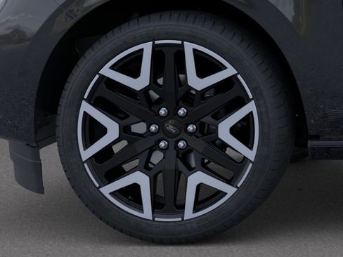 New 2025 Ford Expedition Max Platinum w/ Platinum Ultimate Package AWD/4WD image 19