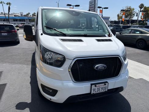 Used 2024 Ford Transit 350 XLT RWD image 7