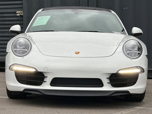 Used 2015 Porsche 911 Carrera image 11