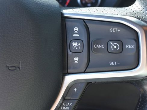 Used 2025 RAM 1500 Big Horn AWD/4WD image 20