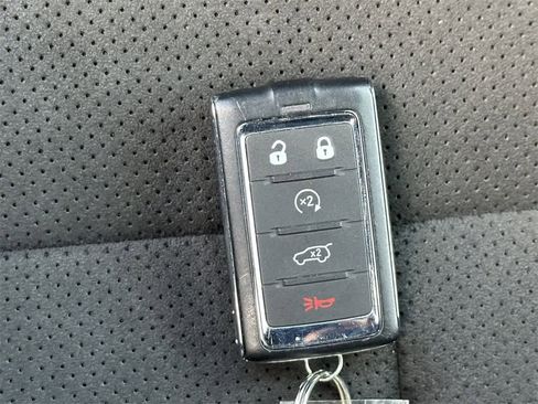 Used 2024 Jeep Grand Cherokee L Laredo image 20