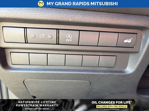 New 2026 Mitsubishi Outlander SE AWD/4WD image 27