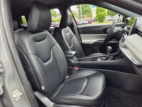 Used 2024 Jeep Compass Limited AWD/4WD image 17
