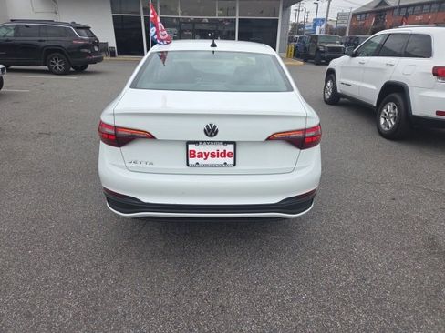 Used 2024 Volkswagen Jetta S image 14