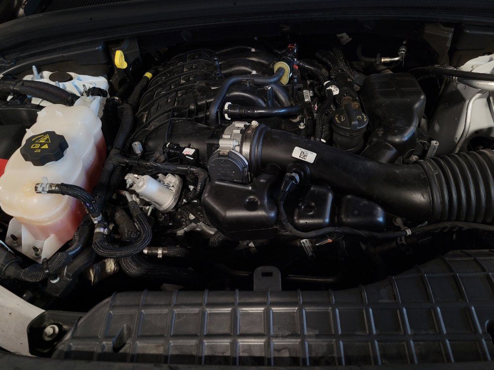 Used 2023 Jeep Grand Cherokee L Laredo RWD image 30